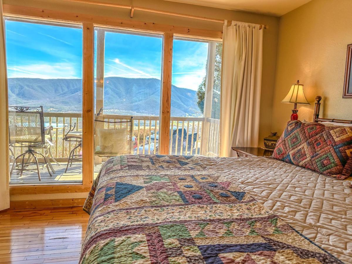 Tanasi Lodge - Reunions, Retreats, Weddings, Family Getaways Sevierville Buitenkant foto