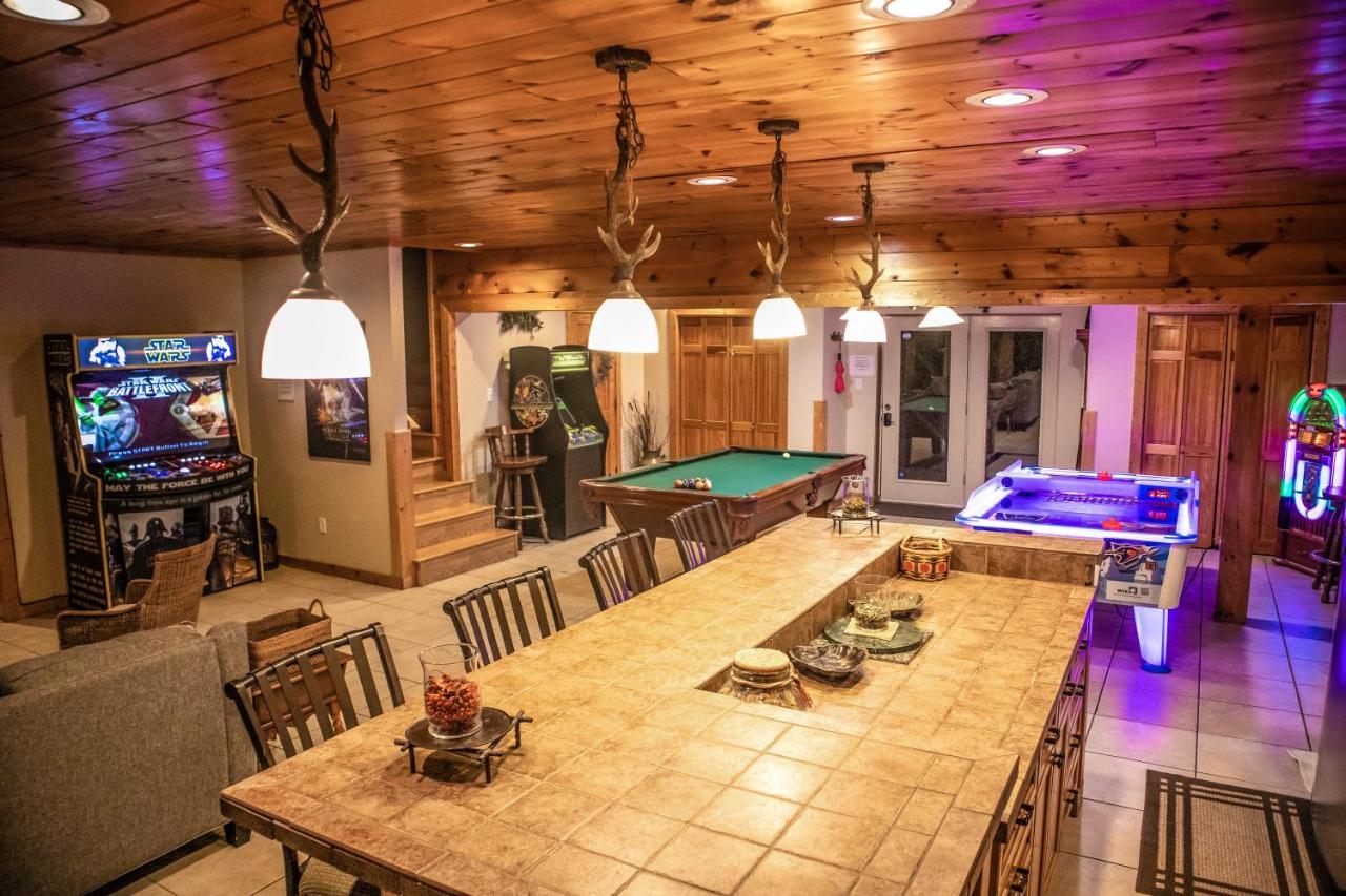 Tanasi Lodge - Reunions, Retreats, Weddings, Family Getaways Sevierville Buitenkant foto