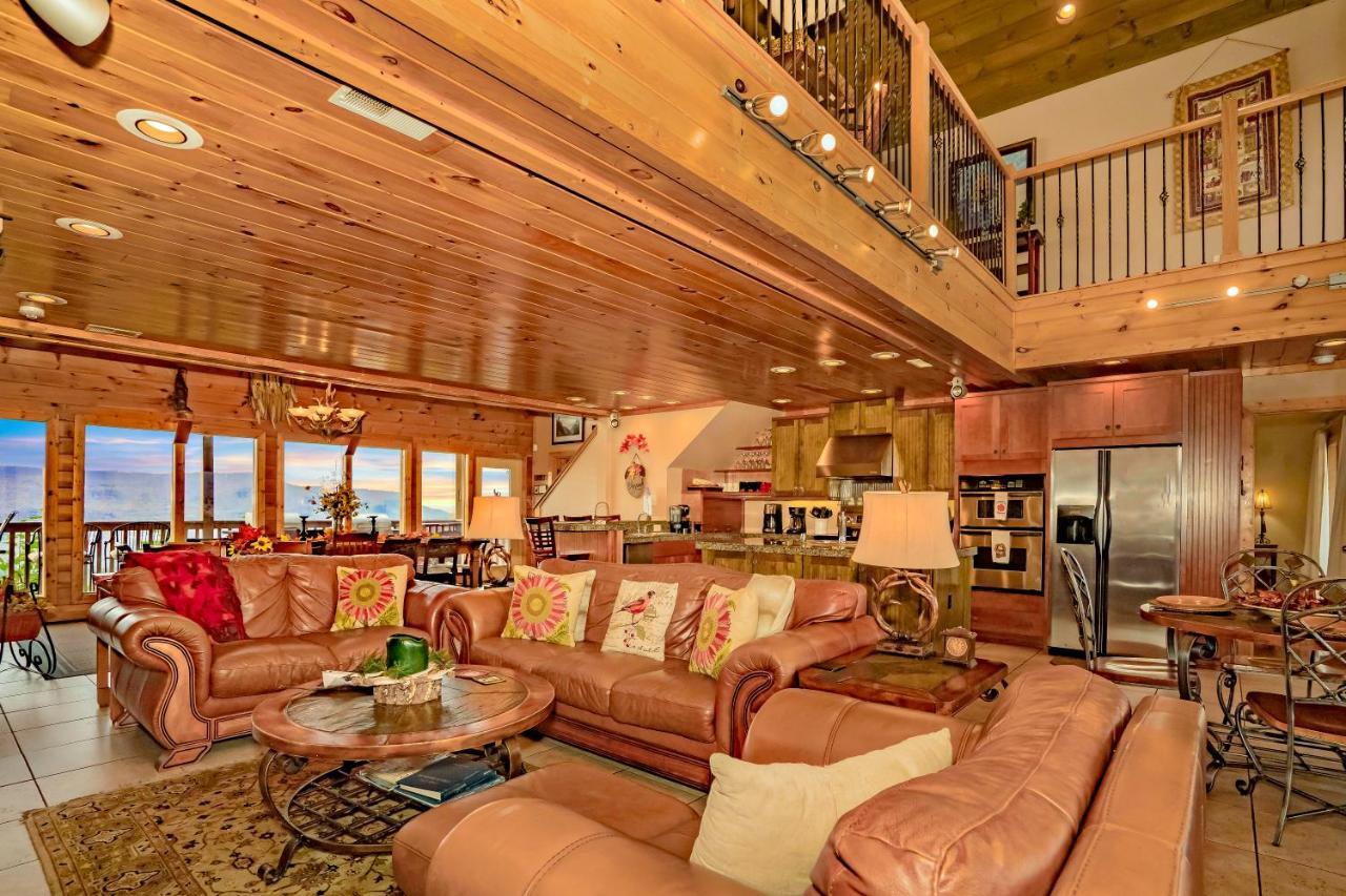 Tanasi Lodge - Reunions, Retreats, Weddings, Family Getaways Sevierville Buitenkant foto